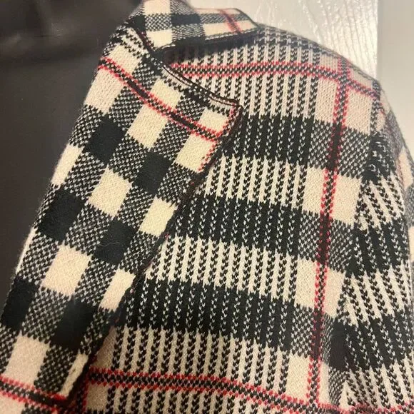 NWT Sioni Womens Black Red Cream Plaid Jacket Sweater Sz M Long Sleeve - Picture 2 of 8